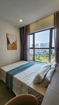 Three bedrooms. 106 m2. Full Seven, only 21 million a month.