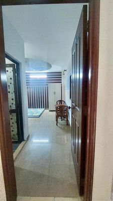 Rent a cheap motel-- số 9 Zqz Street, near the 8th District Station.