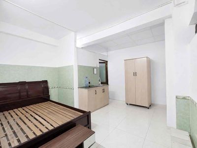 Rent a 3 million-dollar hotel-- Hoàng Ngân, 1894 16, District 8