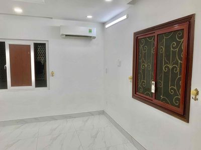 Rent a nice room 6 million and a half full furniture-- Tạ Quang Bửu, District 8