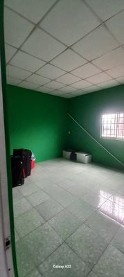 Two rooms for rent: 15 and 20 meters squared with air conditioning.