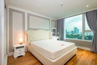 Fuck. Q.U.Y.P.N. renting luxry County 3-- 2 full interior bedroom - 29 million.