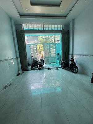Rent an alley 413 lvq, 6 meters clear, 5.2 x16, 4 stories, 6 rooms. 15 million.