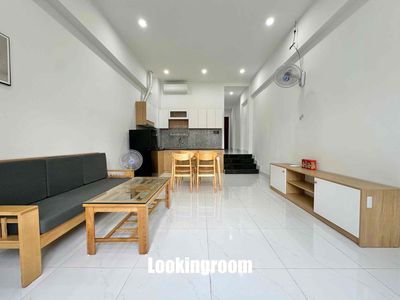 A fully comfortable bedroom accompanied by Hoàng Hoa Thám - T3 station