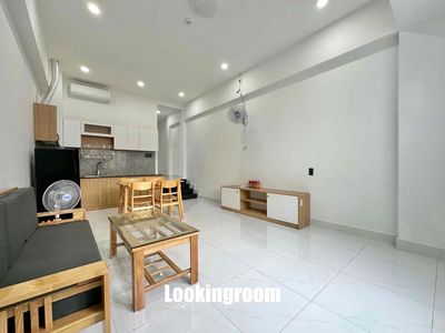 A fully comfortable bedroom accompanied by Hoàng Hoa Thám - T3 station
