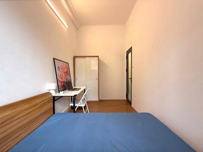 The 2nd Chamber of Private Bed Right Around Main Wander