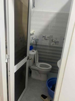 To rent Bà Điểm new area 6 X30 accommodating 10 M factory empty throughout the country