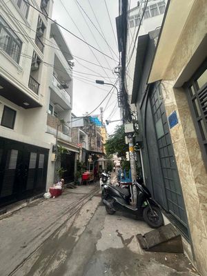 Rent the original Xô Viết Nghệ Tĩnhmre, 204 25, 17 million.
