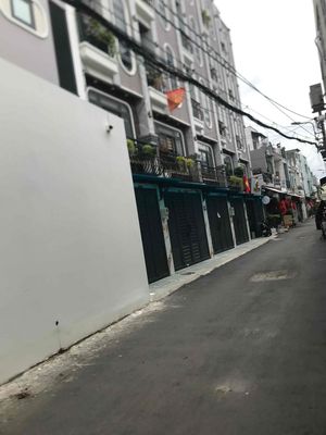 Rent a main alley home.