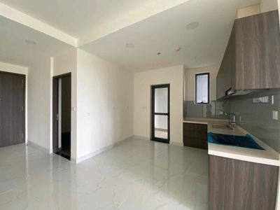 He rented the Centery three bedrooms.