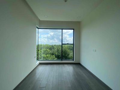 He rented the Centery three bedrooms.