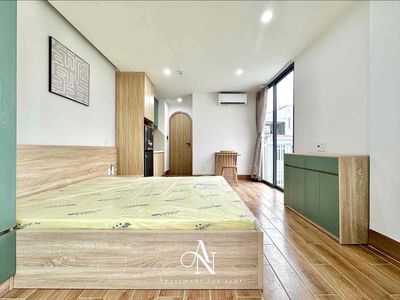 apartment 1 bedroom 2 balcony full-intracted elevator near Phan Xích Long