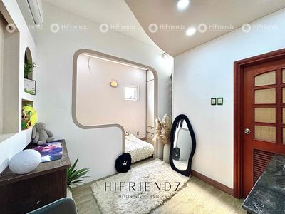 The kitchen apartment. A new bedroom closes to the new market.