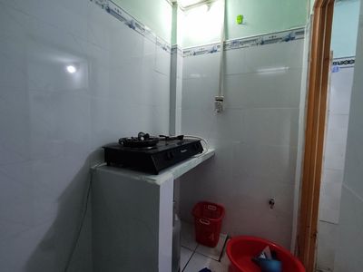 Rent the Phước Long B on 147.