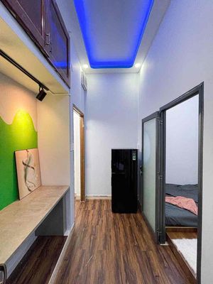 Two bedrooms. One big balcony toilet. Four Tull interior cars near the University of Science