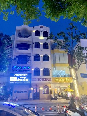 329 Hoàng Diệu, 7th Company, 4m5 x17 meters, Rents Main