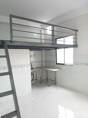 Rent a new motel with a attic, air conditioning, balcony