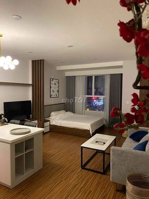 So let's rent out a 1 P in Sunrise CityView in 7th.