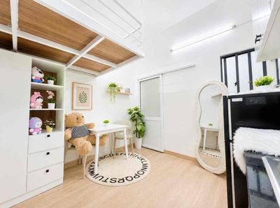 The new Tân Bình hotel room is near the seven corn- sand-and-tunted ten-bit profit.