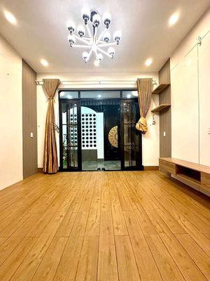 Nice new Trung Đông 6