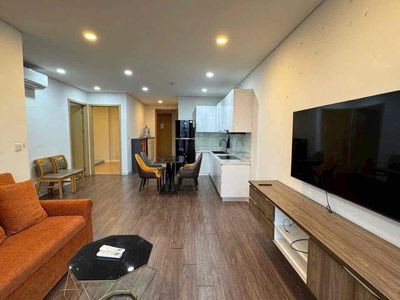 An Gia Skyline, rent Du. n. toss three bedrooms Full of interiors for 14 million a month.