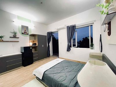 The cool studio right near the literary university