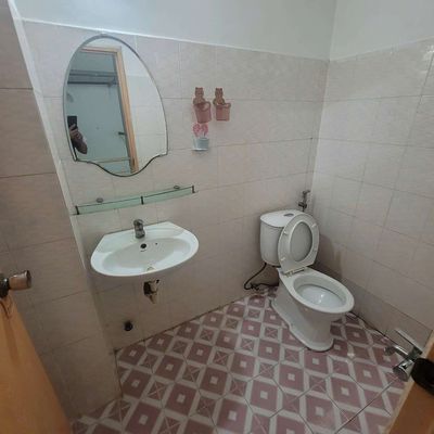 Bình Thạnhs, 2 bedroom 2 9 million toilets near the alley