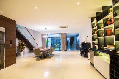Rent 200 A Nguyễn Trọng Tuyển, FAZZA, Phú Nhuận district.