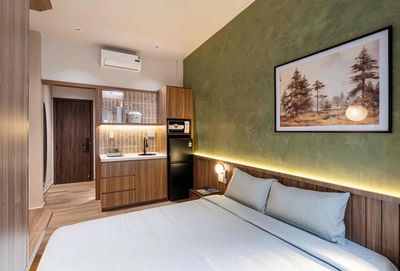 The balcony studio has a nice design taste at the Bình Thạnh center.