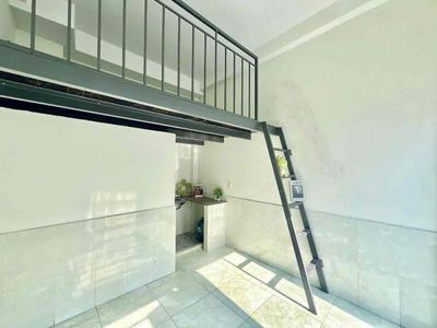 Rent a room with a public balcony, Hương Lộ 2.