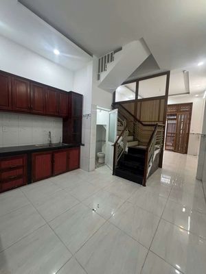 New four bedrooms. 413/ Lê Văn Quới. Ten million.