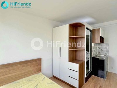 - Faller's apartment - sleeping room open