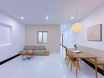 sum up the two bedrooms full of furniture - elevator - balcony - hottest area