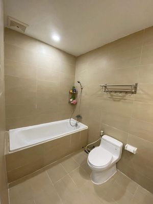 Rent two Sunny Plaza bedrooms - full interior