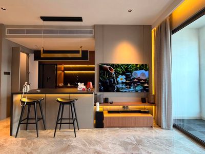 Three false bedrooms in the fourth district, new houses, advanced furniture, river view.