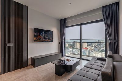 Renting two bedrooms, two with, 90 meters, Lancaster Legacy, Nguyễn Trãi, District 1, hcm