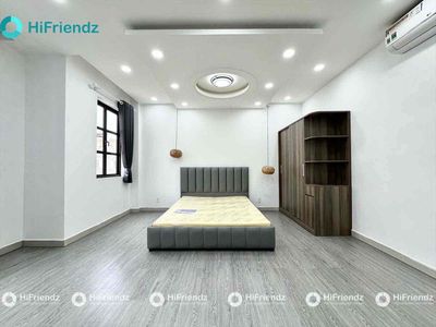One bedroom 45 M2 full balcony furniture next door to thette does the volume.