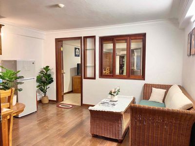 A large bedroom, private laundry near the two Mrs. Tang, Eight-Phanese Park 3