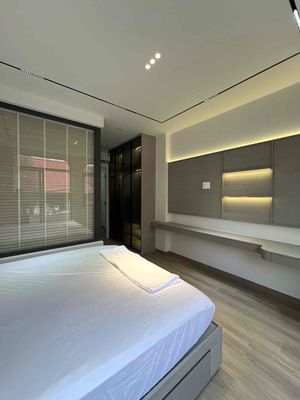 nice room - full interior - open balcony