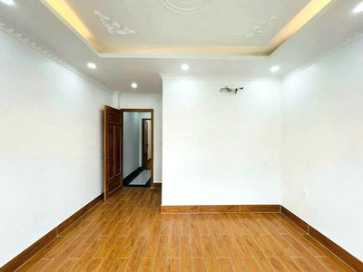 Rent the 133-3-A-Strike alley building in Hardcast 15, Q.Tân Bình