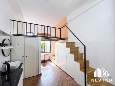 The apartment, the utility services across the building, have a room and free gym.