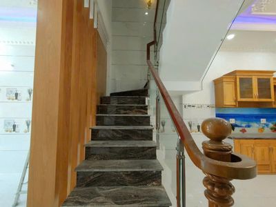 Need to rent a 333/4 A Lê Văn Sỹ-7* 1 Q.Tân Bình.
