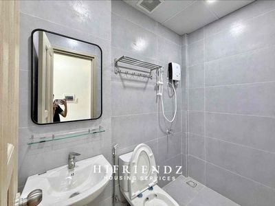 Nice room - open balcony - open window near lotte mart and District 1