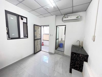 2 million and 7 basic furniture right here at the University of umt - Cát Lái district 2