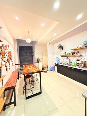 Rent 58/45 Nguyễn Minh Hoàng, Tân Bình – 35 million.