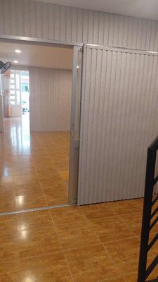 Rent 4 x 18 M with 3 bedrooms 1 watt near heavy clit