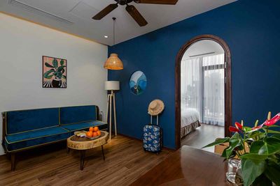 Two bedrooms at Trần Hưng Đạo. The balcony, the private washing machine.