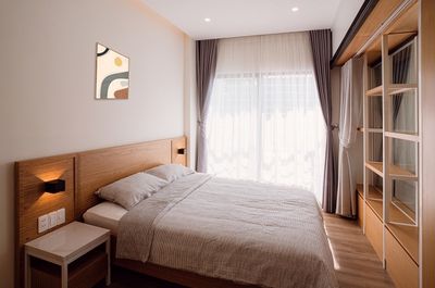 [master] - Living in the center, enjoying privacy