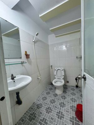 Rent room 18 meters by the market and measure - the Security Department building