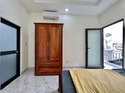 Right Trường Chinh - cool hot bancol - full comfort - moving in is stay